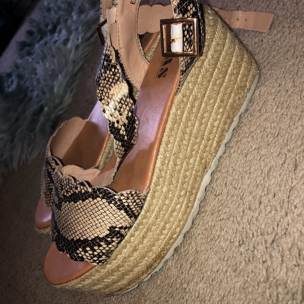 Snakeskin wedges
